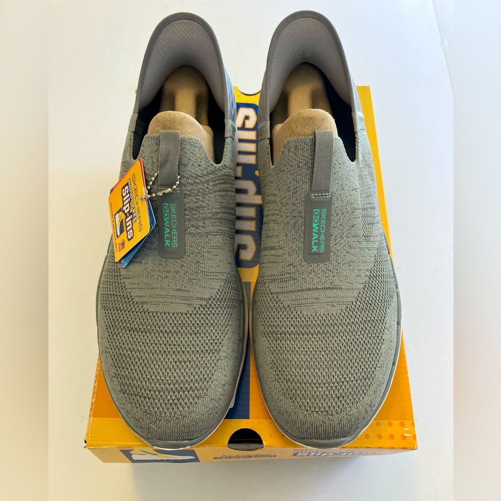 NIB Skechers Slip Ins Grey Size 11 - Picture 2 of 7